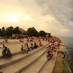 Deja Blue- Free Garage Parking * 자다르