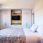 Deja Blue- Free Garage Parking * 자다르