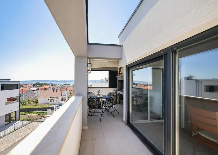 Apartment Deja Blue- Free Garage Parking